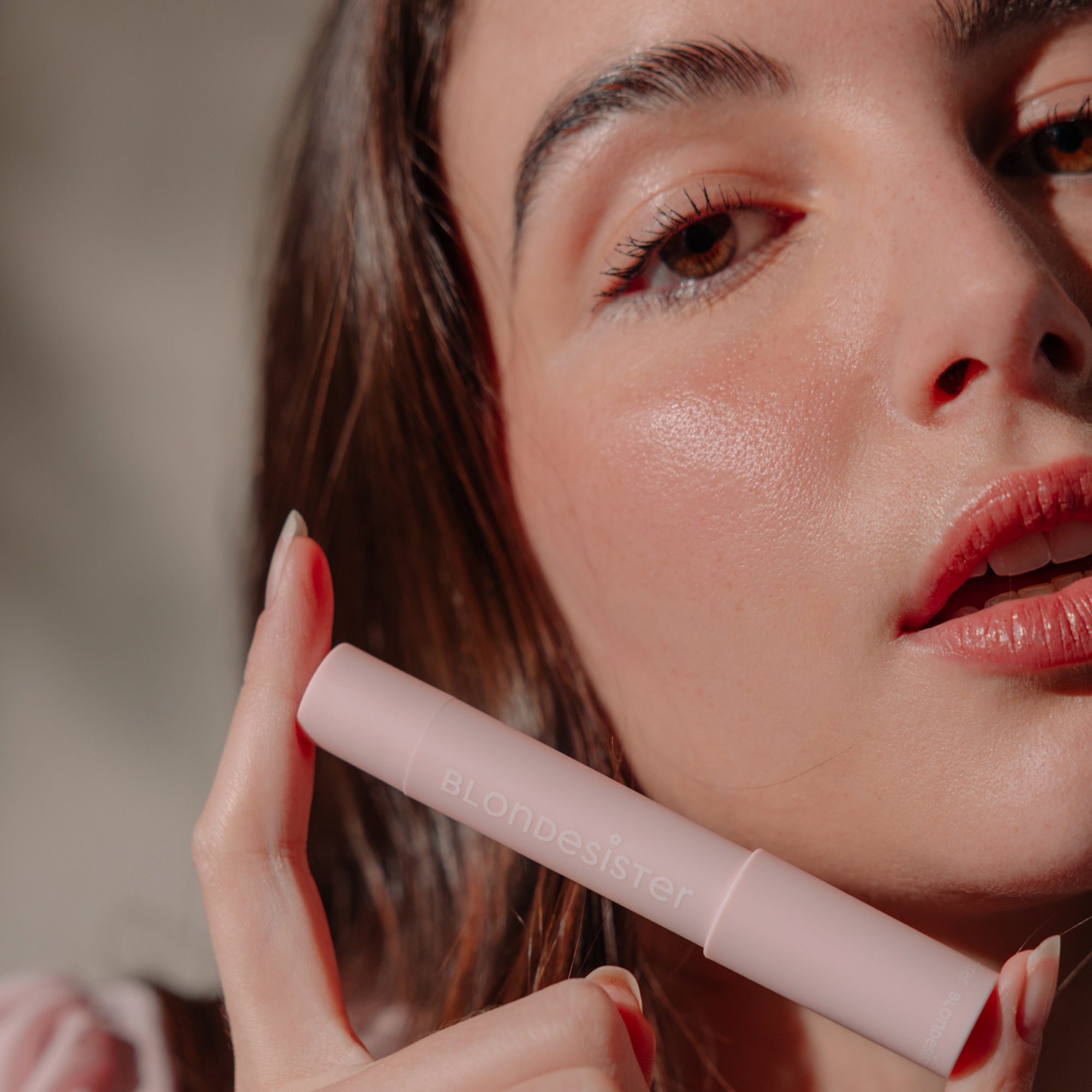 RADIANT LOVE KIT | STICK ILLUMINANTE & STICK ROSEY BEIGE