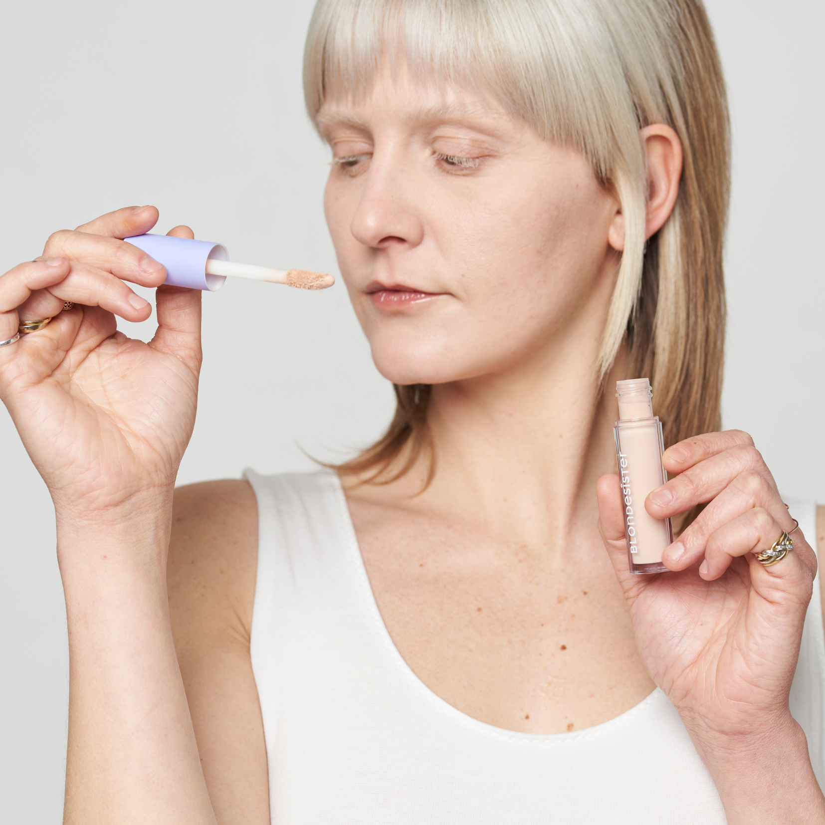 DREAMY CONCEALER 01 MERINGUE IT'S A TRICK!