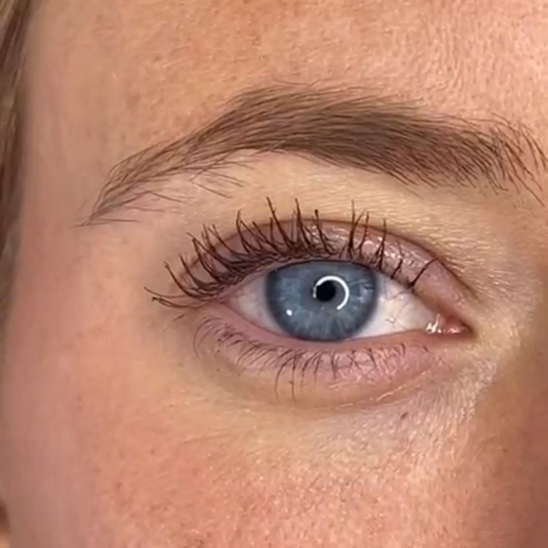 MASCARA - 4 IN 1 CLICK&TURN | MILK CHOCOLATE